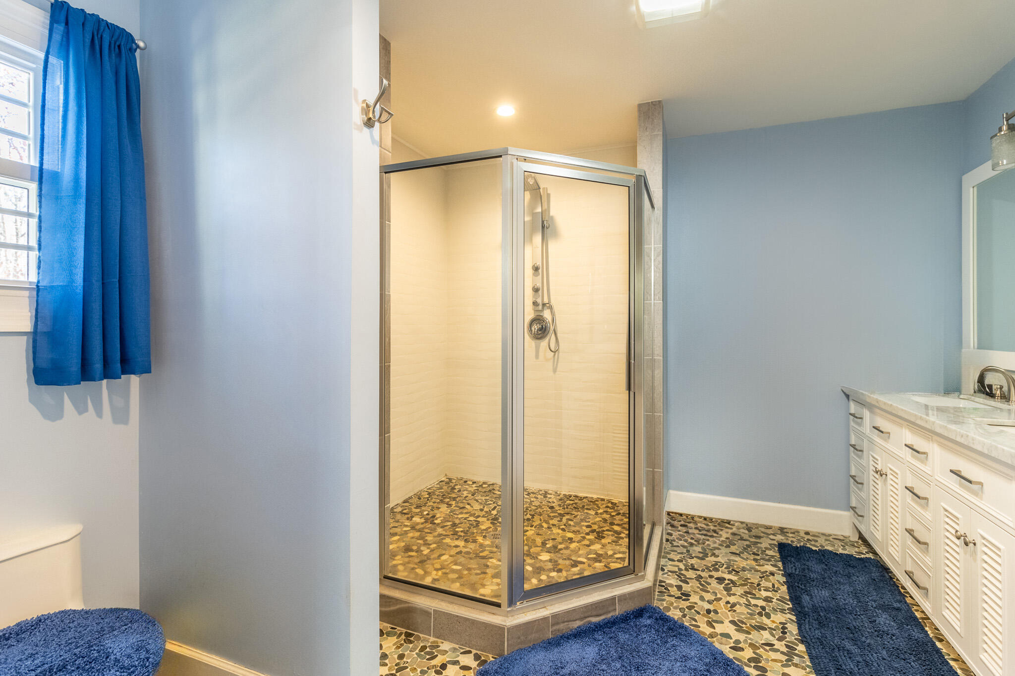 3241 Deer Run Road Altamont, TN 37301 - Photo 21 of 51 master shower