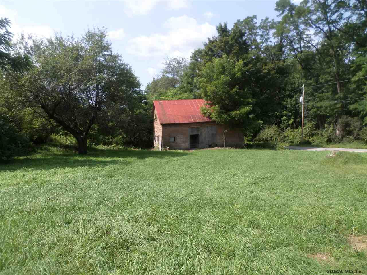 3 Woodard Road Wilton, NY 12831 - Photo 4 of 25 Photo 4