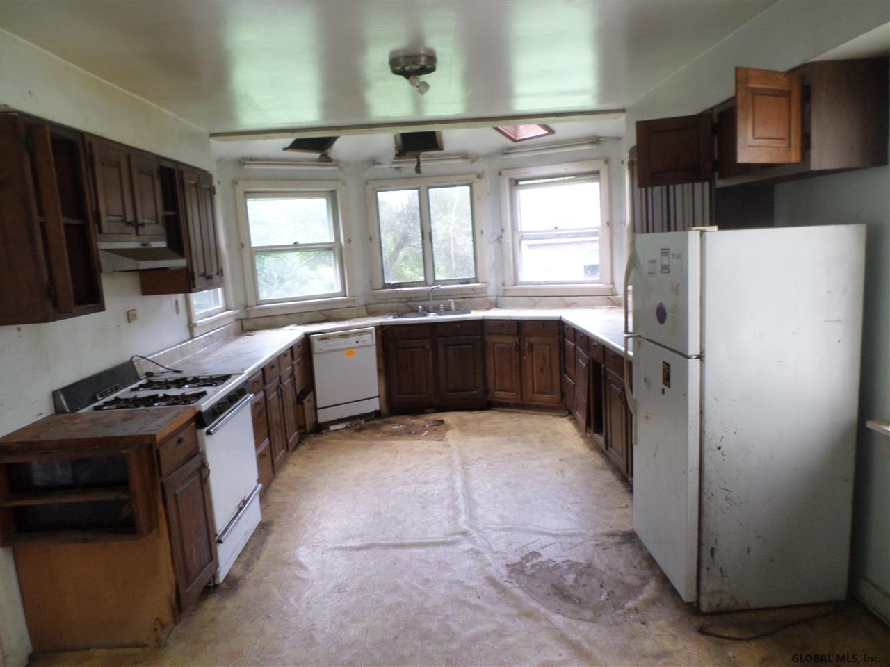 3 Woodard Road Wilton, NY 12831 - Photo 9 of 25 Photo 9