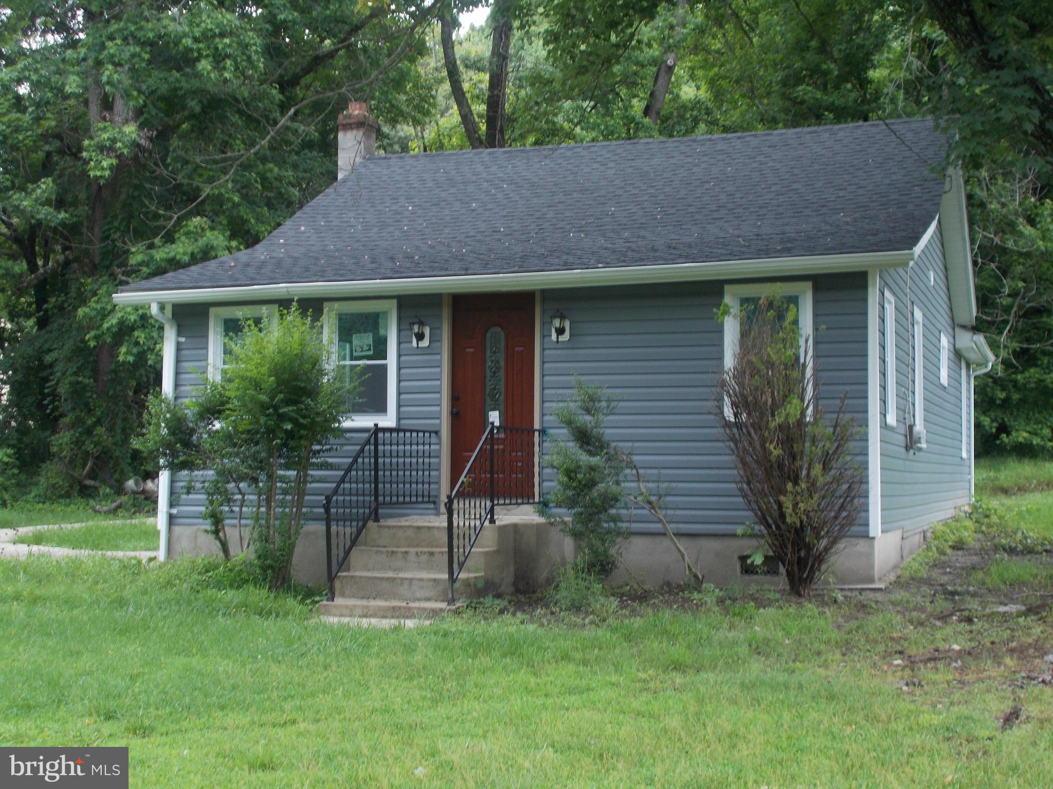 400 Mill Swamp Road Edgewater, MD 21037 - Photo 2 of 32 Front view
