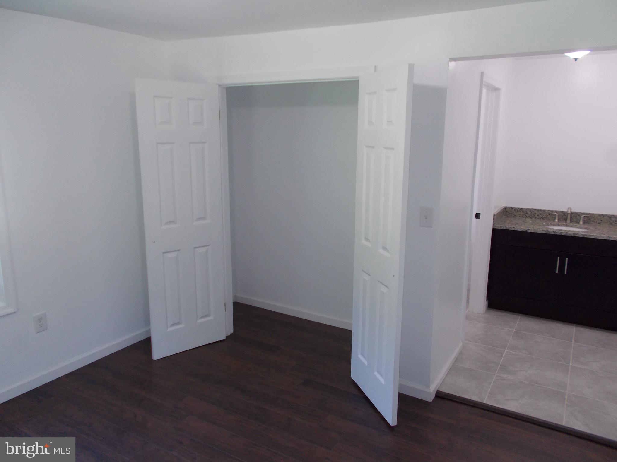 400 Mill Swamp Road Edgewater, MD 21037 - Photo 20 of 32 Bedroom (Master)