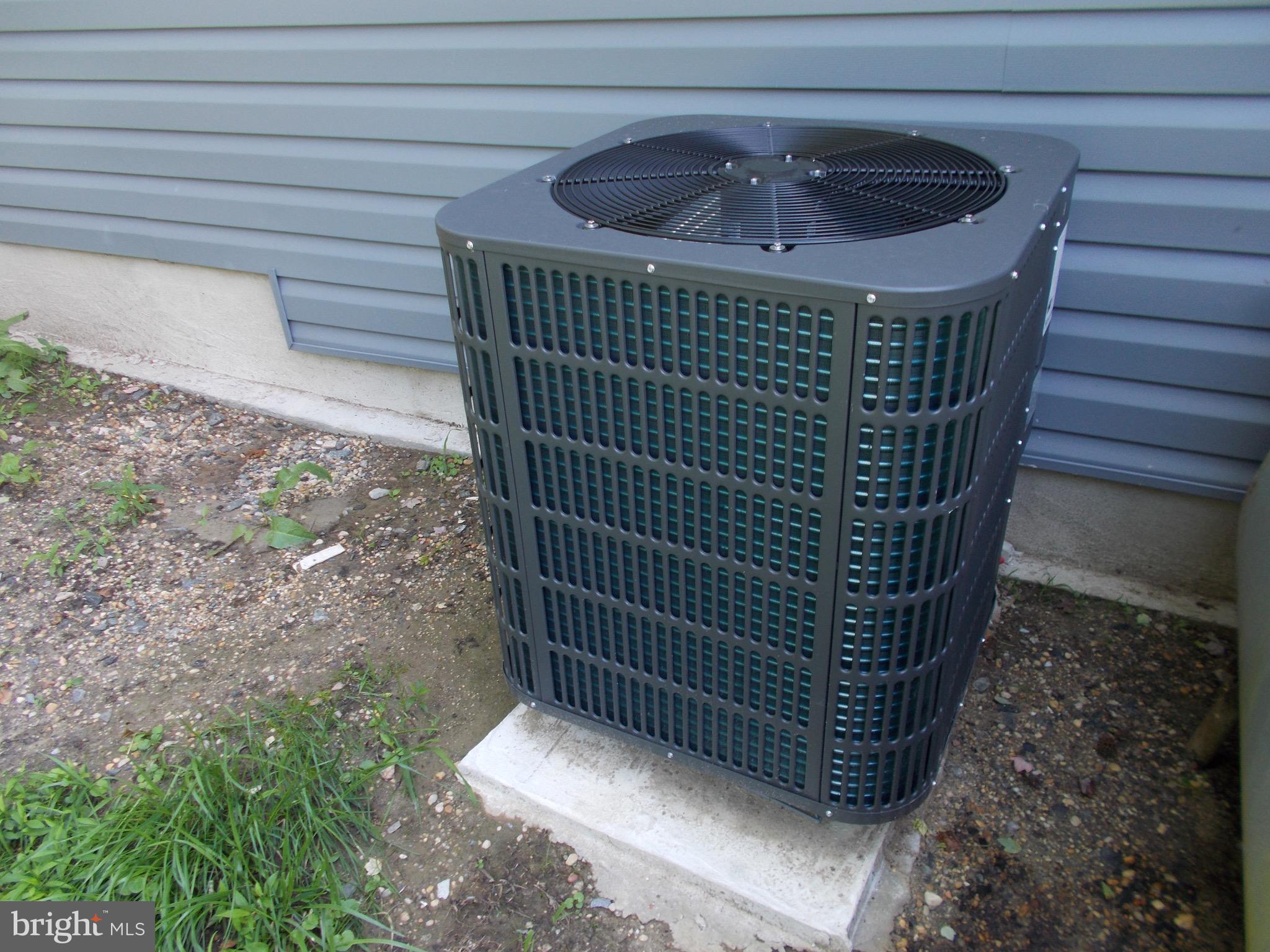 400 Mill Swamp Road Edgewater, MD 21037 - Photo 28 of 32 New Air Conditioner Exterior (General)