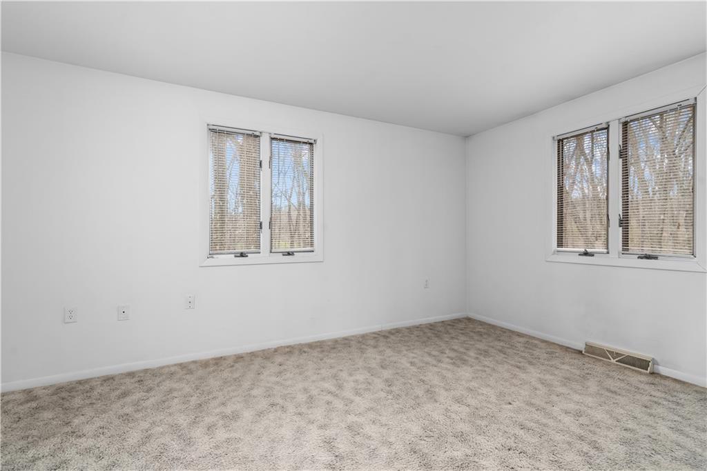 135 Morgan Road Butler, PA 16002 - Photo 15 of 32