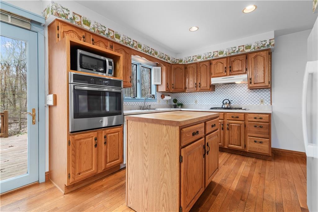 135 Morgan Road Butler, PA 16002 - Photo 5 of 32