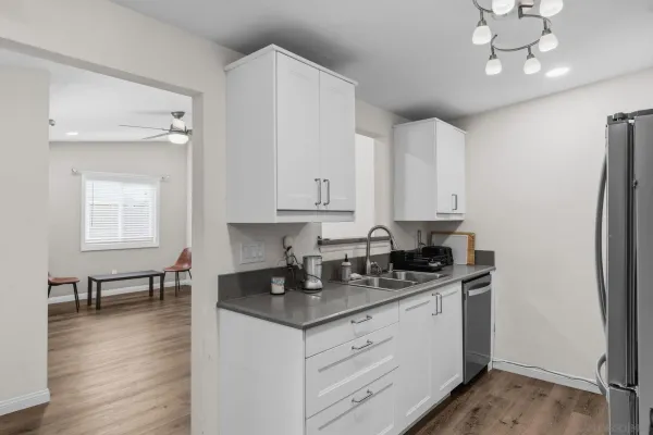 $949,000 | 1127 Hemlock Avenue, Imperial Beach, CA 91932