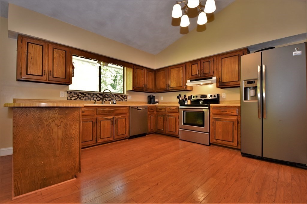 126 Willow Road Boxford, MA 01921 - Photo 15 of 30