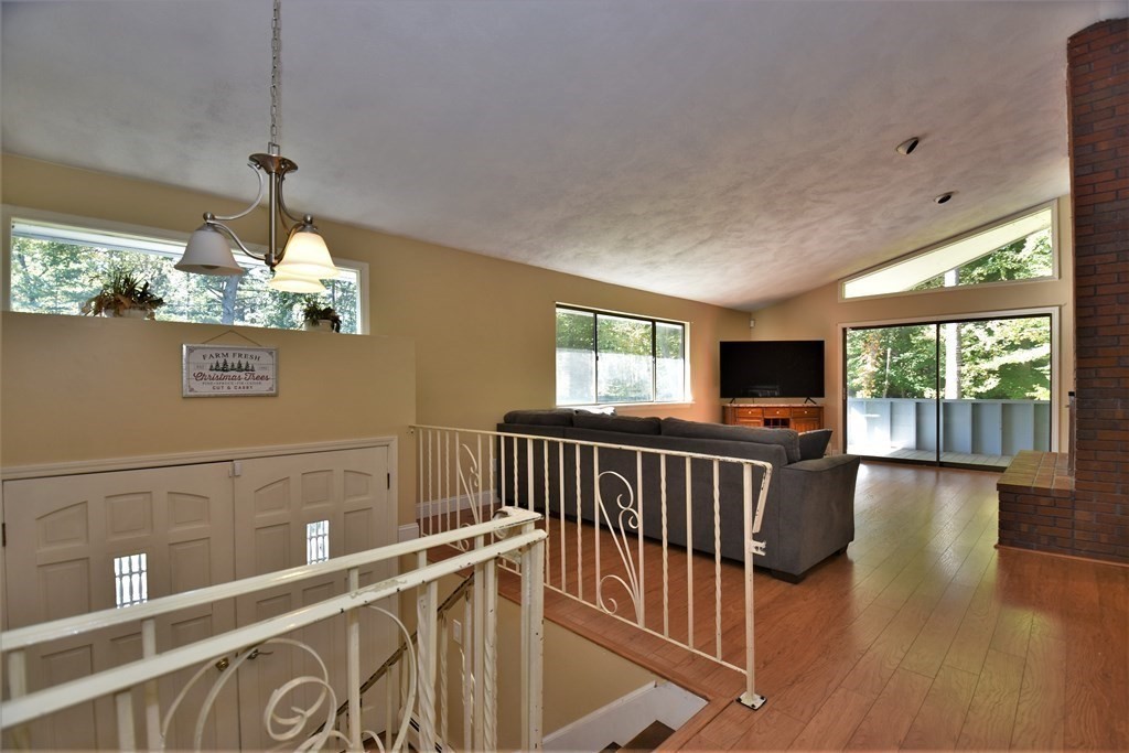126 Willow Road Boxford, MA 01921 - Photo 8 of 30