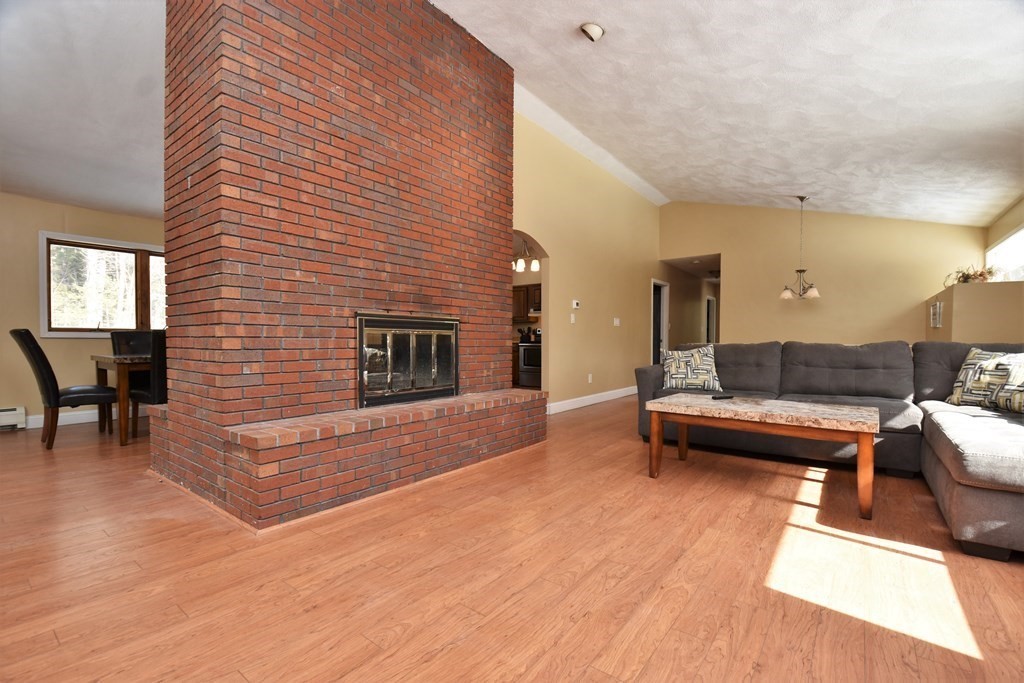 126 Willow Road Boxford, MA 01921 - Photo 9 of 30