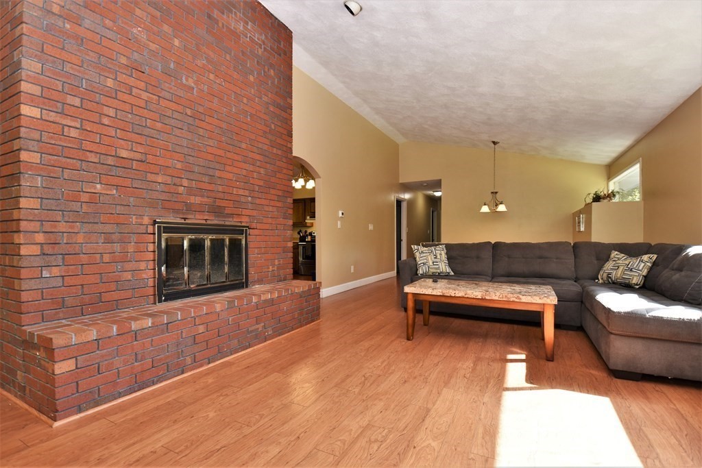 126 Willow Road Boxford, MA 01921 - Photo 10 of 30
