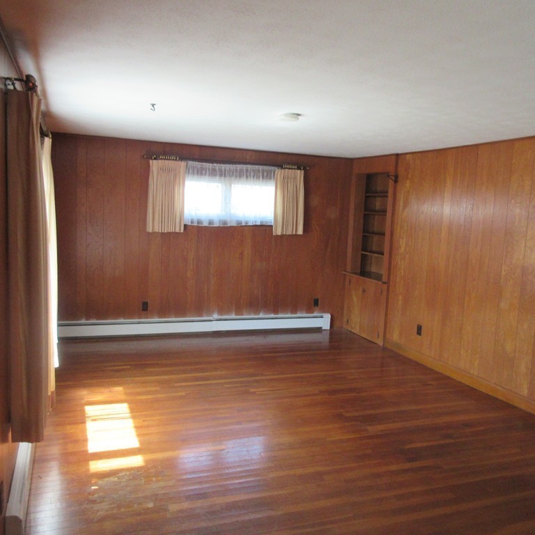 33 Canal View Road Bourne, MA 02532 - Photo 11 of 27