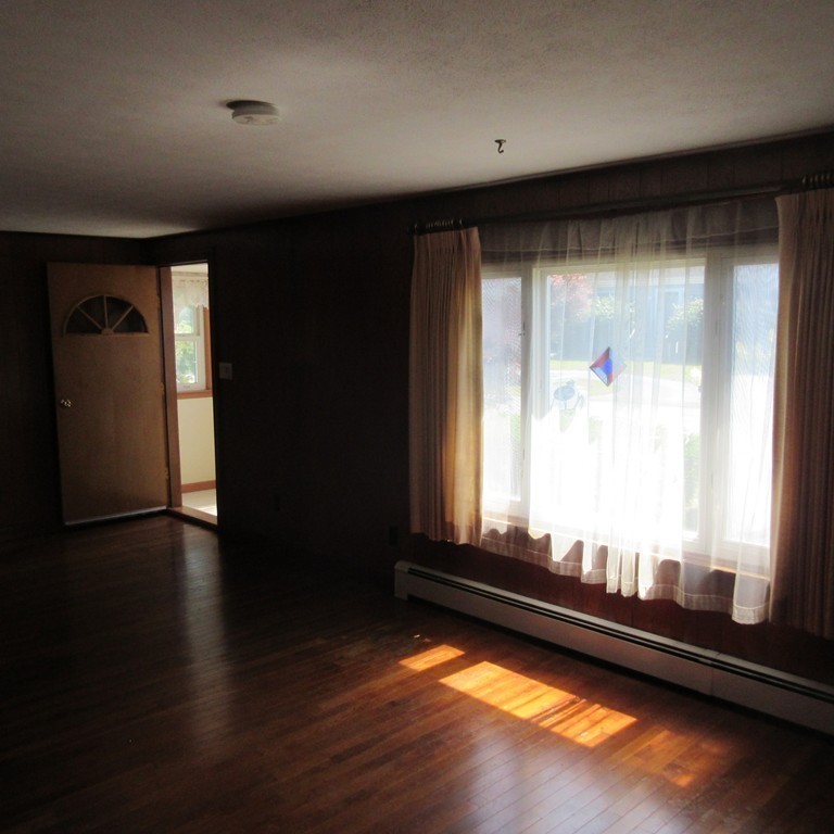 33 Canal View Road Bourne, MA 02532 - Photo 12 of 27