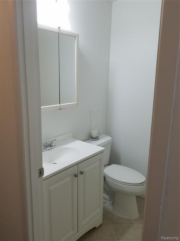 18820 Emit Road Riverview, MI 48193 - Photo 16 of 17