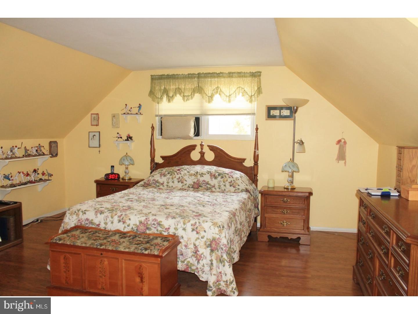 225 Johnson Road Turnersville, NJ 08012 - Photo 12 of 25 Gallery Image 12