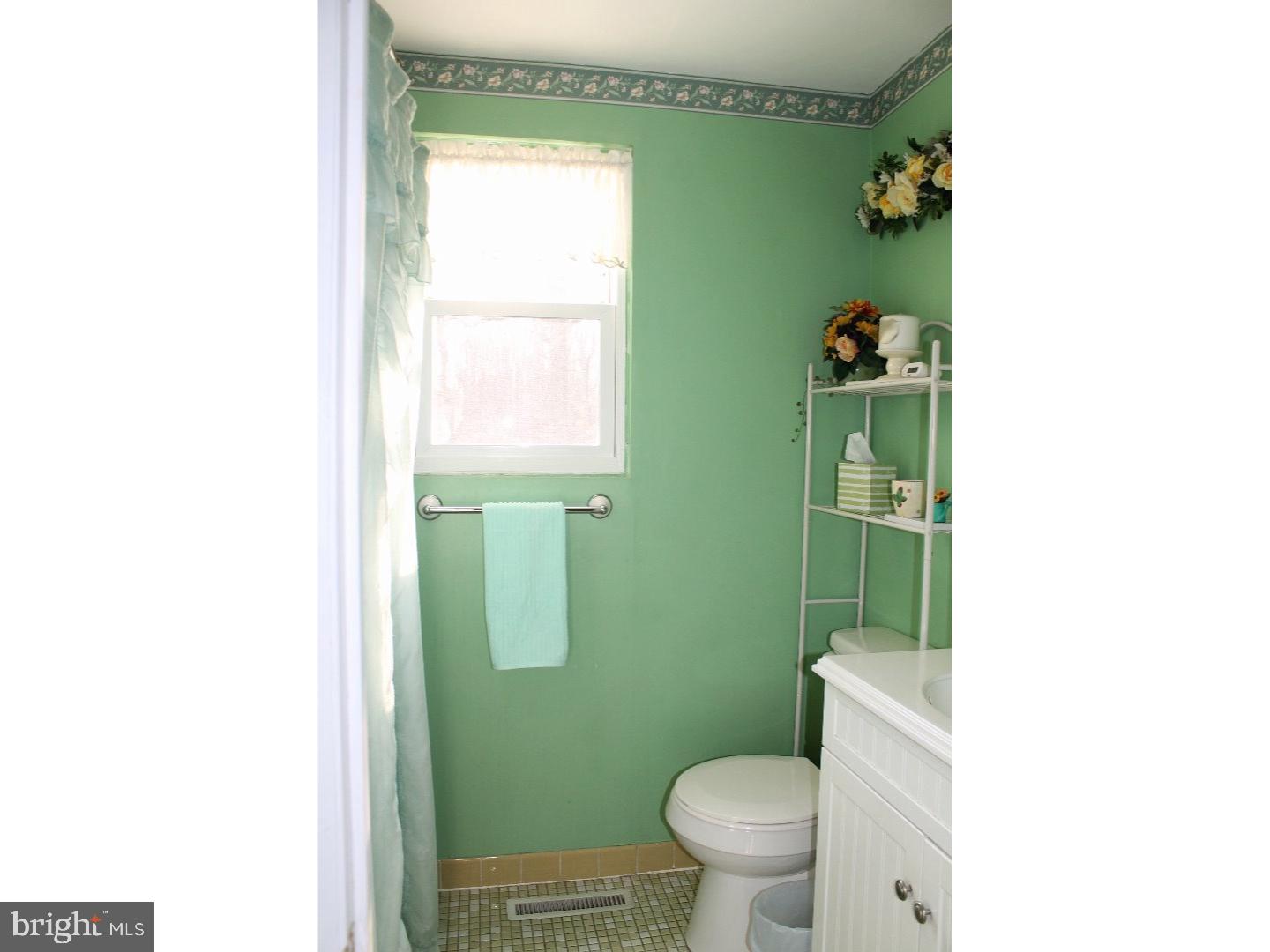 225 Johnson Road Turnersville, NJ 08012 - Photo 17 of 25 Gallery Image 17