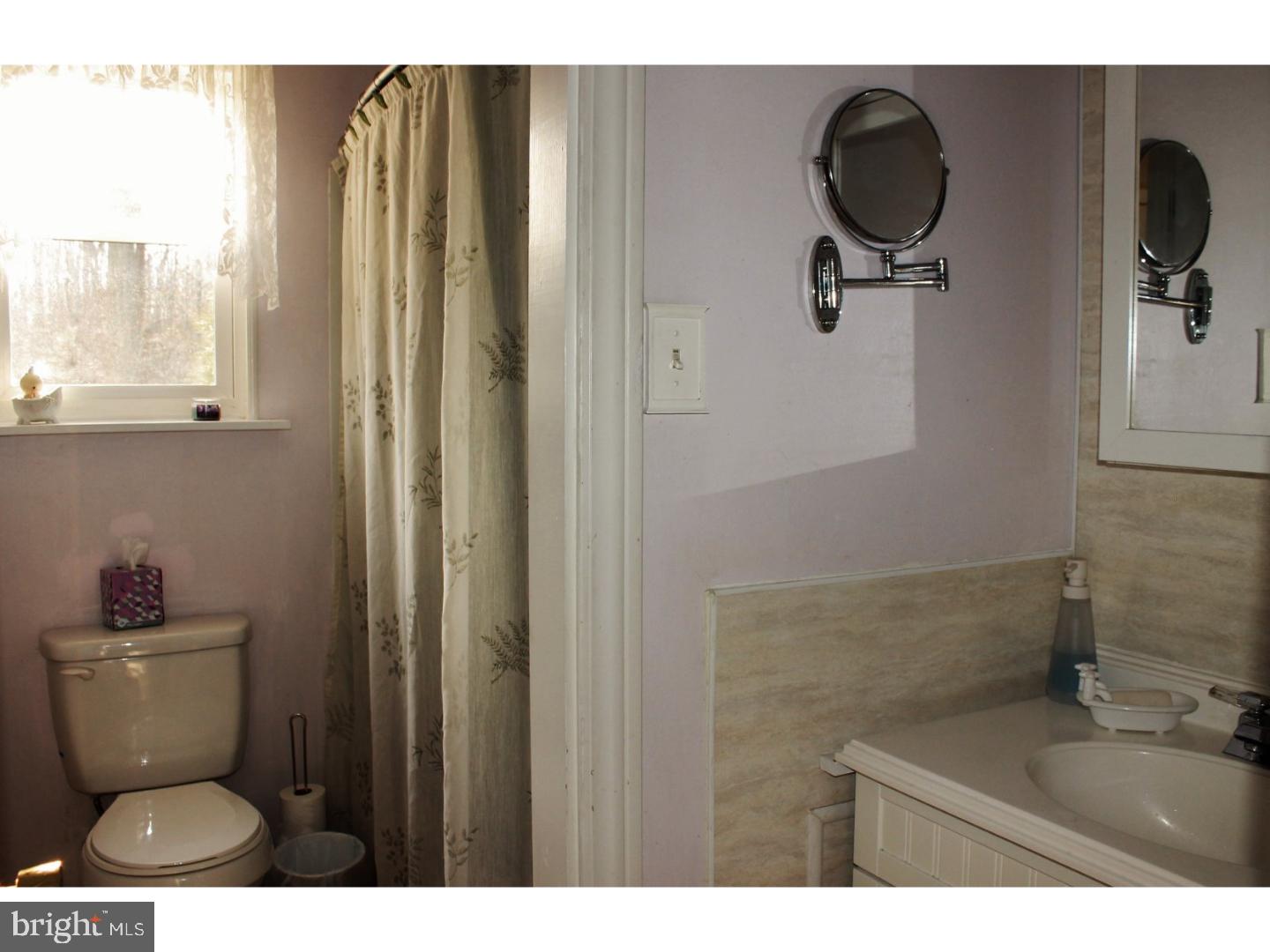 225 Johnson Road Turnersville, NJ 08012 - Photo 10 of 25 Gallery Image 10