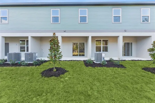 $269,305 | 626 Cedar Elm Street, Eustis, FL 32726