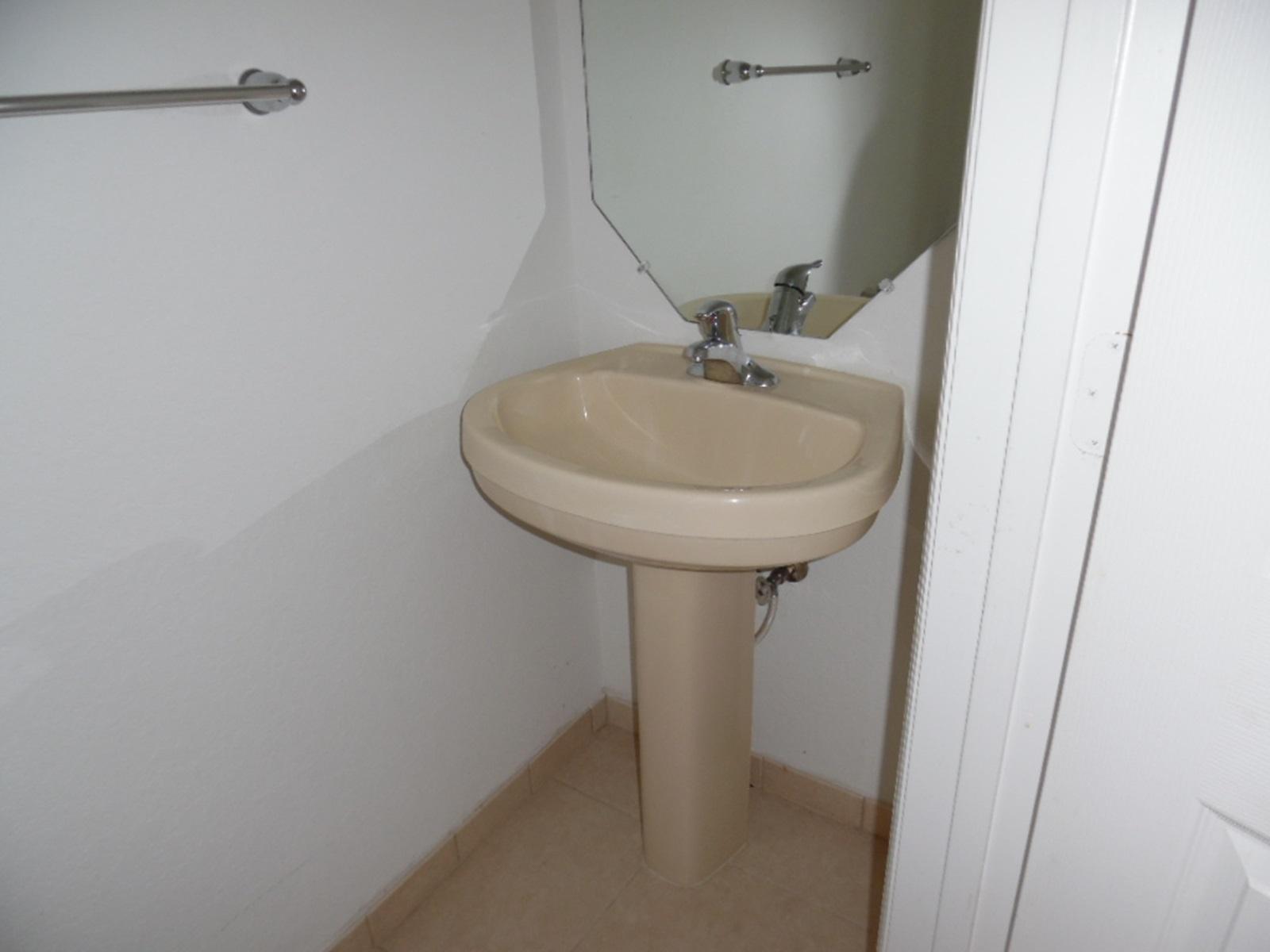 1974 Alamanda Way Riviera Beach, FL 33404 - Photo 6 of 20 Half Bath