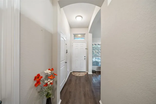 $299,900 | 166 Doe Run Drive, Huntsville, TX 77320