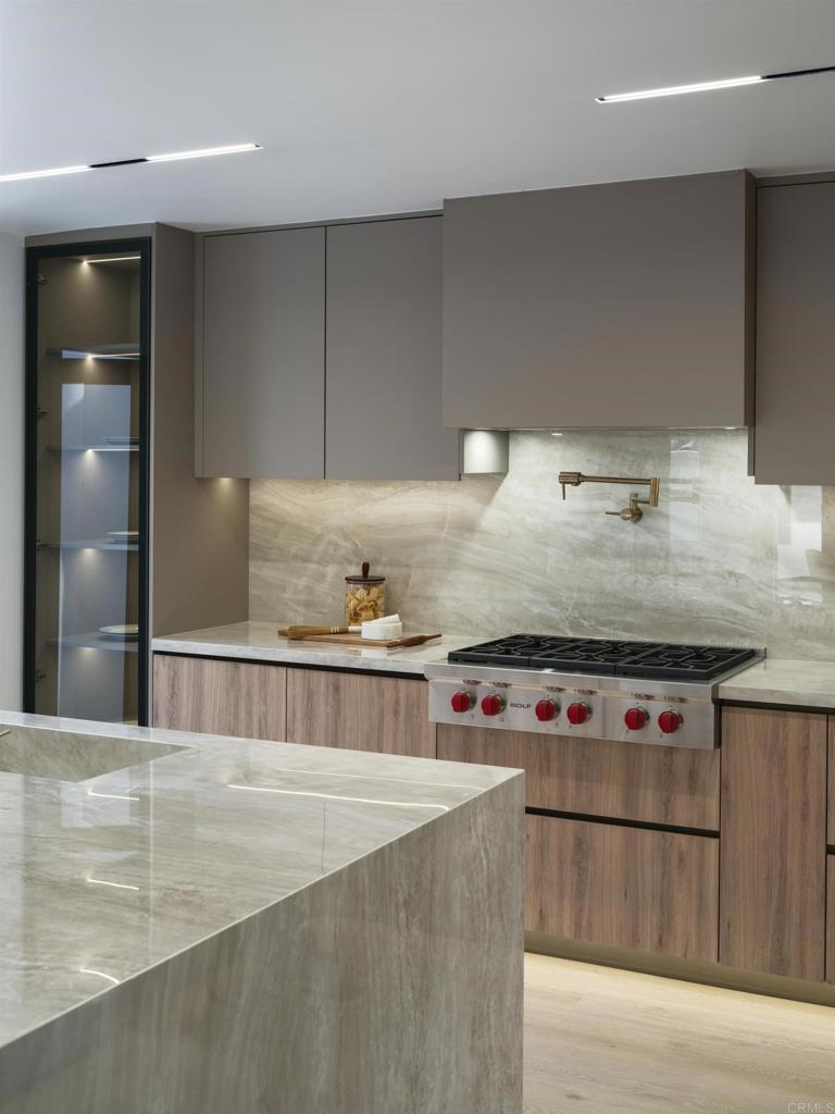 3231 Hawk Street San Diego, CA 92103 - Photo 14 of 57