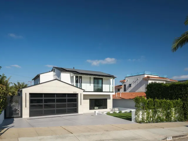 $2,399,999 | 3231 Hawk Street, San Diego, CA 92103