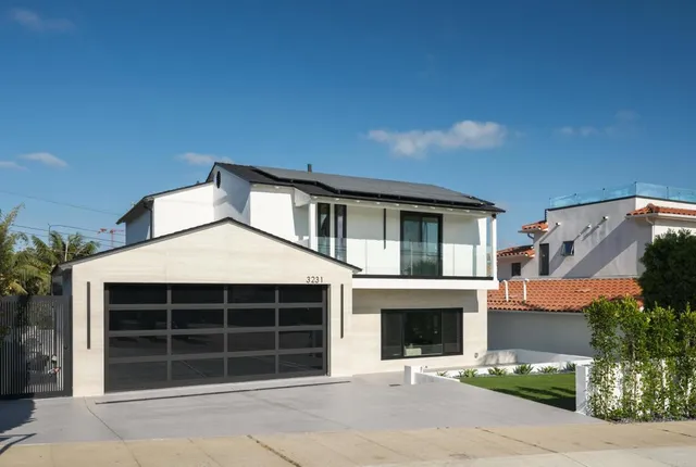 $2,399,999 | 3231 Hawk Street, San Diego, CA 92103