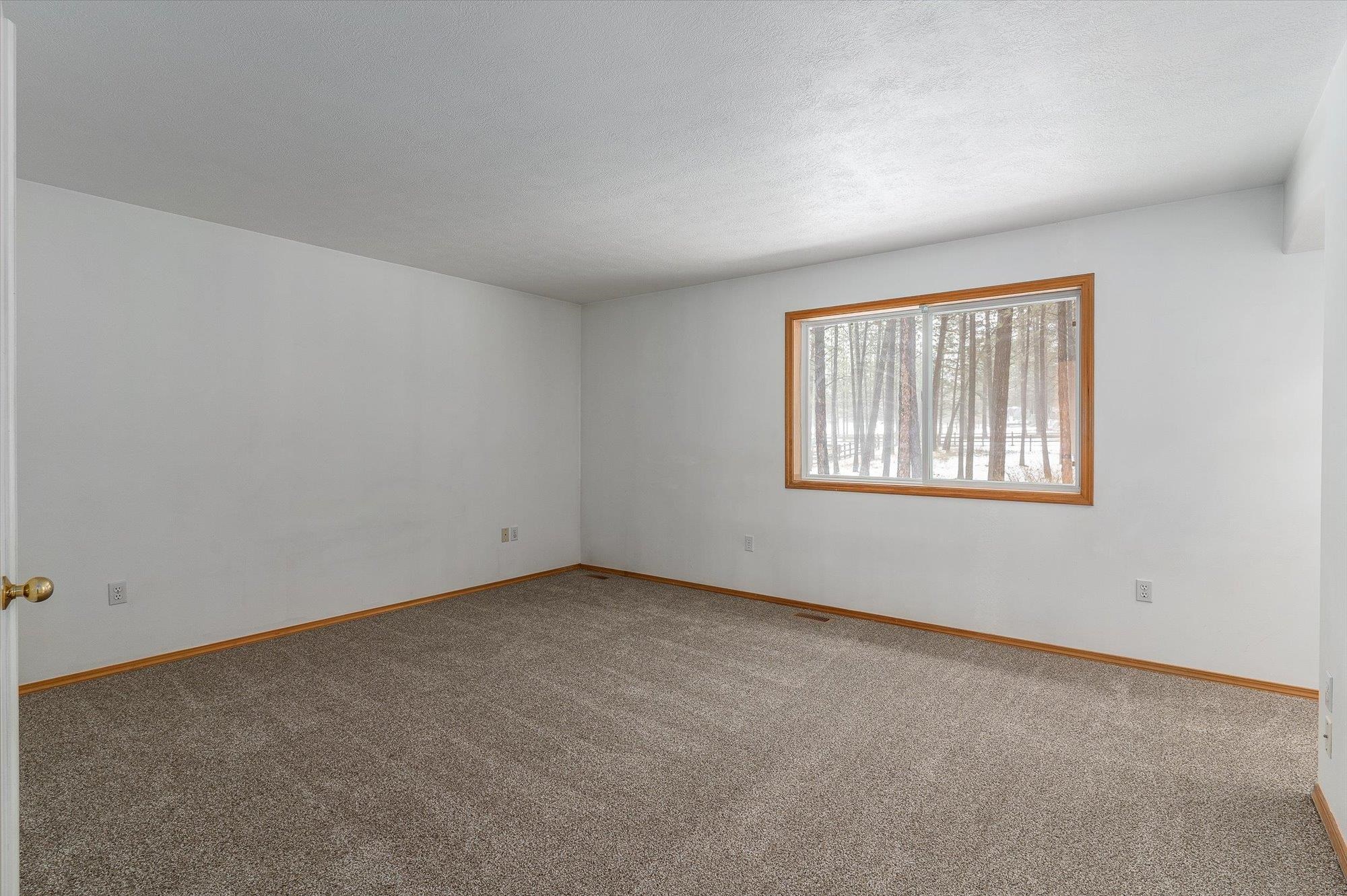 18014 North Ranchette Road Colbert, WA 99005 - Photo 10 of 34