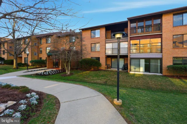 $272,000 | 15201 Elkridge Way, Unit 932E, Silver Spring, MD 20906