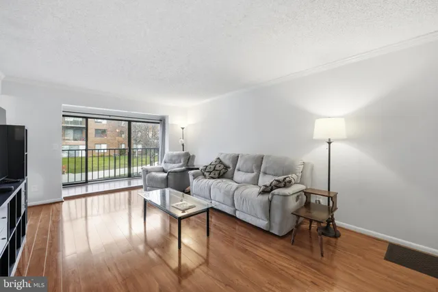 $272,000 | 15201 Elkridge Way, Unit 932E, Silver Spring, MD 20906