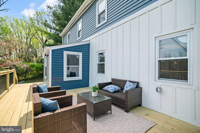 a building outdoor space with patio furniture