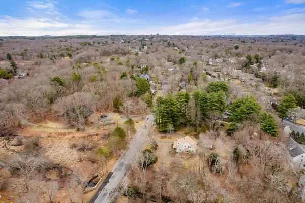 $2,200,000 | 53 Elmwood Road, Wellesley, MA 02481