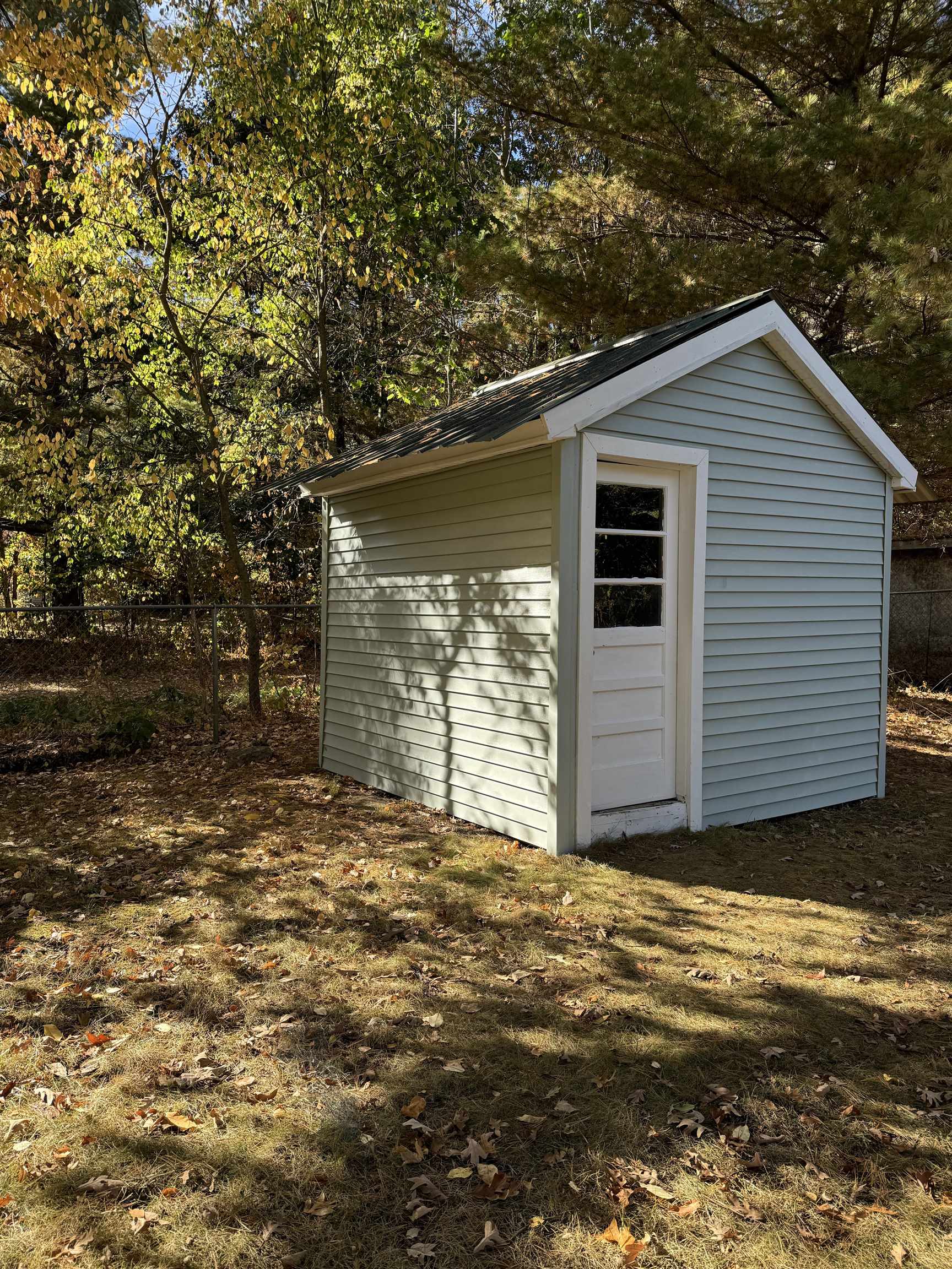2746 Depot Road Interlochen, MI 49643 - Photo 7 of 25 1927509-649c69ea-a63c-41e3-953c-599e9b8e713b.JPG
