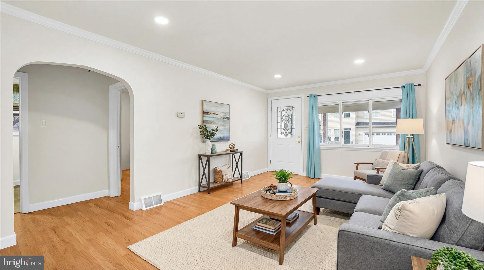 631 Cresswell Road Baltimore, MD 21225 - Photo 1 of 44