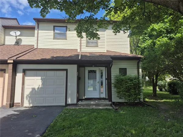 $1,650 | 22 Partridgeberry Way, Henrietta, NY 14586
