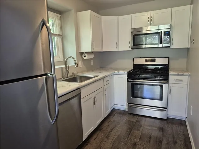 $1,650 | 22 Partridgeberry Way, Henrietta, NY 14586