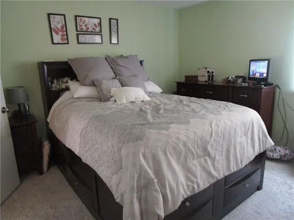 $1,650 | 22 Partridgeberry Way, Henrietta, NY 14586