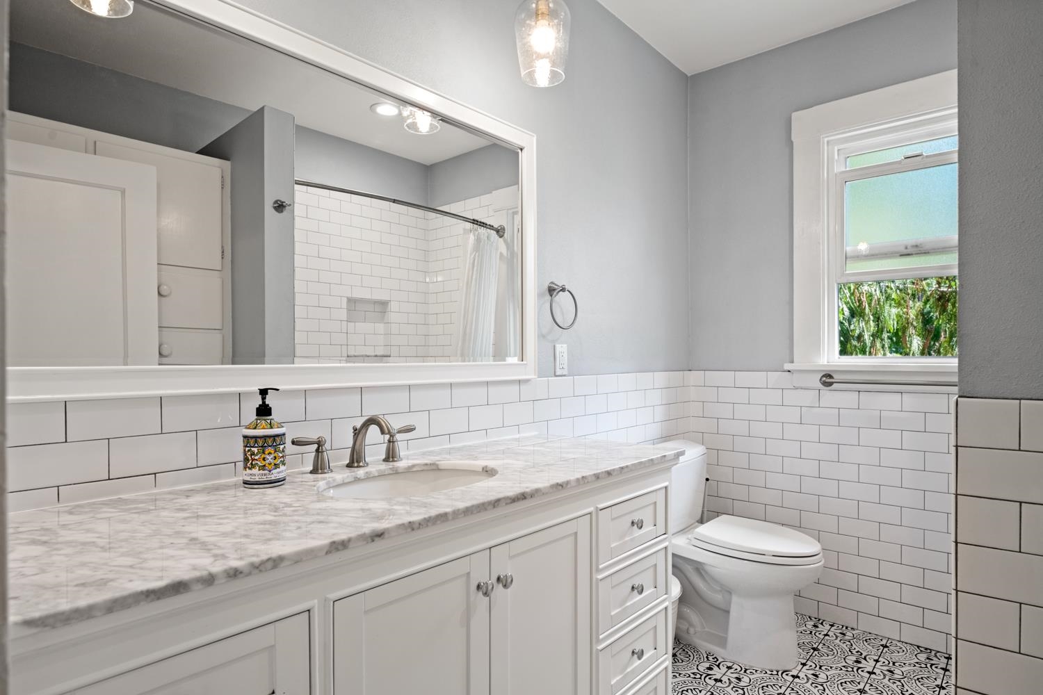 917 East 20th Avenue Spokane, WA 99203 - Photo 24 of 50