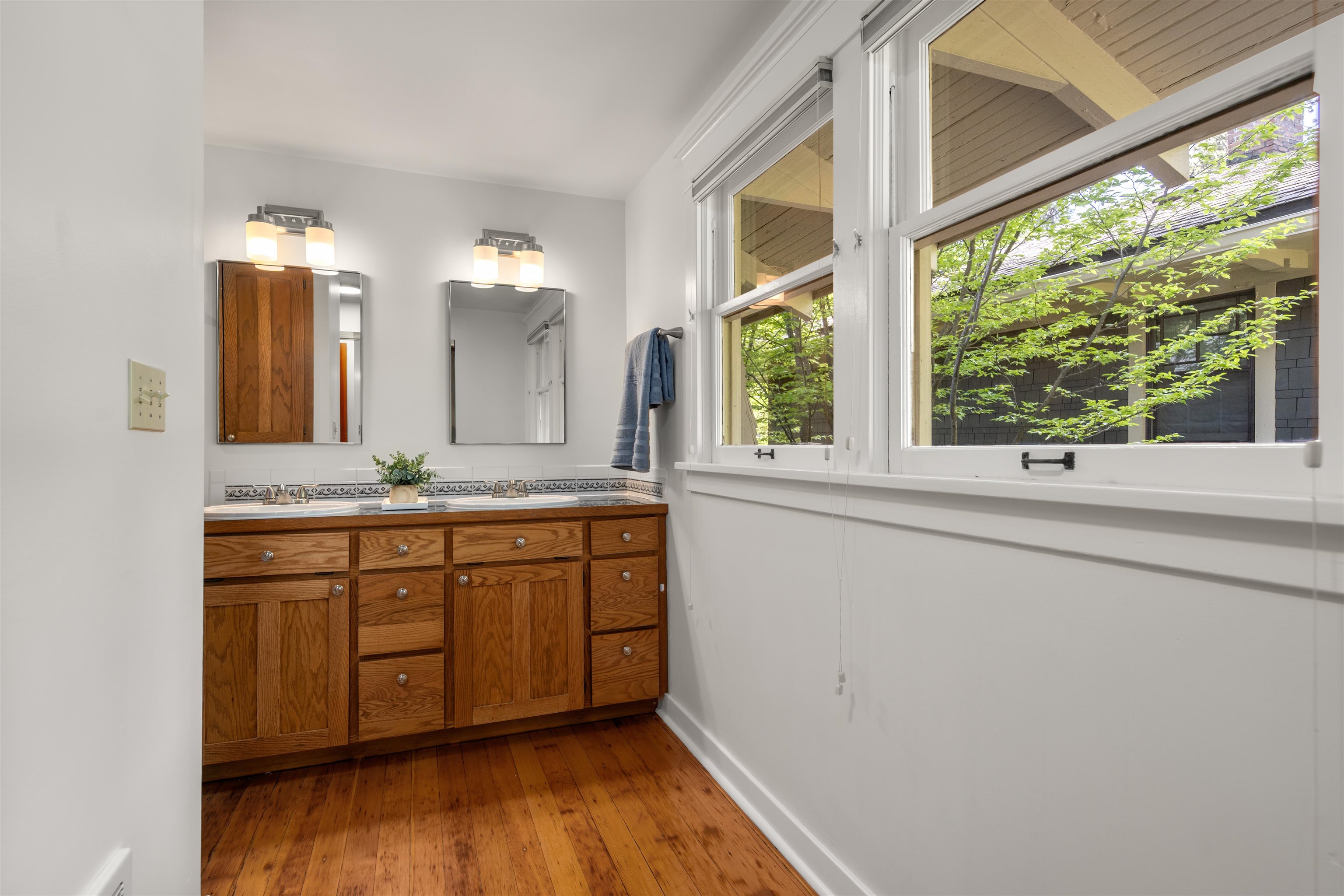 917 East 20th Avenue Spokane, WA 99203 - Photo 42 of 50