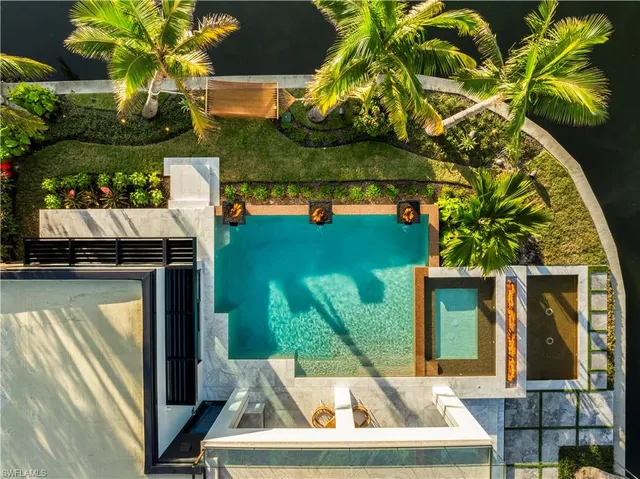 a view of a small yard