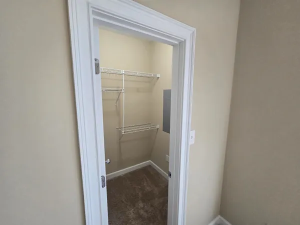 $2,450 | 113 Village Lane, Memphis, TN 38103