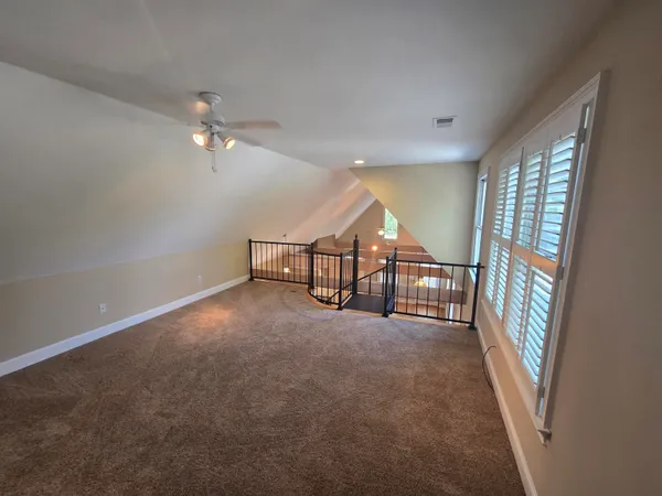 $2,450 | 113 Village Lane, Memphis, TN 38103