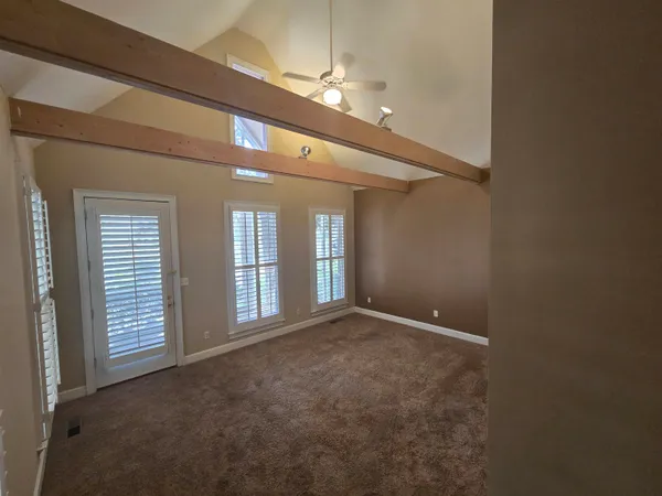 $2,450 | 113 Village Lane, Memphis, TN 38103