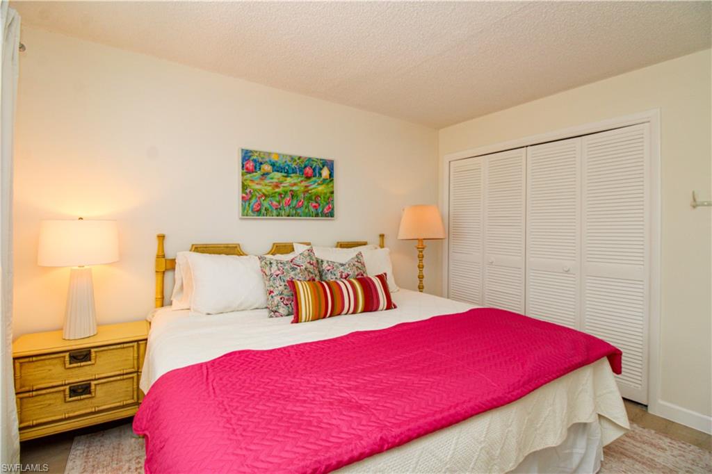 1686 Blue Point Avenue, Unit B7 Naples, FL 34102 - Photo 18 of 49