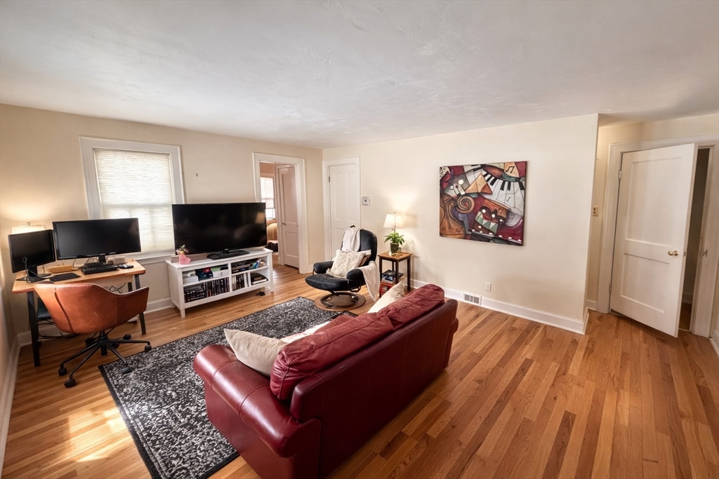 45 McPhee Road, Unit 1 Framingham, MA 01701 - Photo 2 of 9