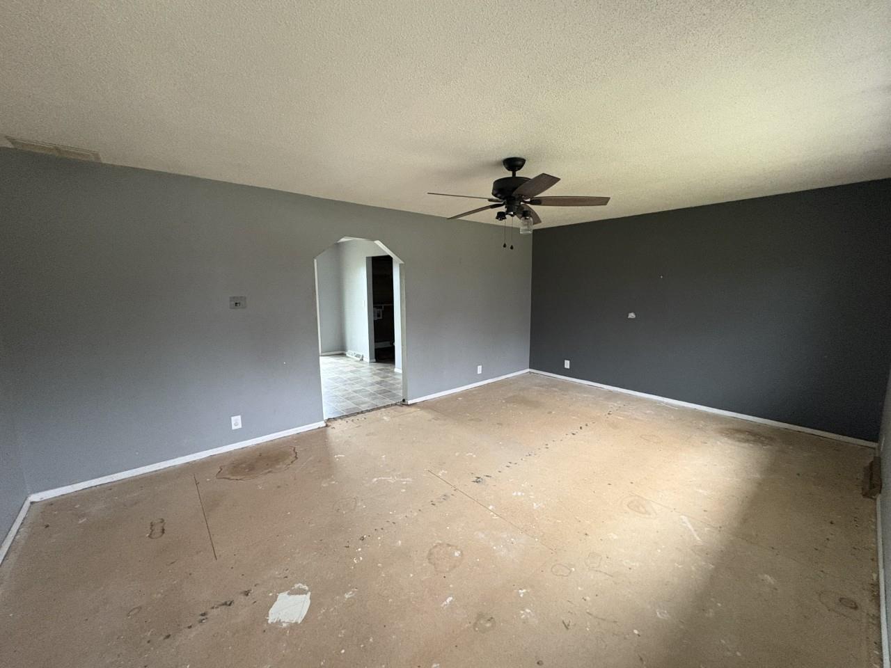 2287 East Little Bear Road Connersville, IN 47331 - Photo 3 of 14