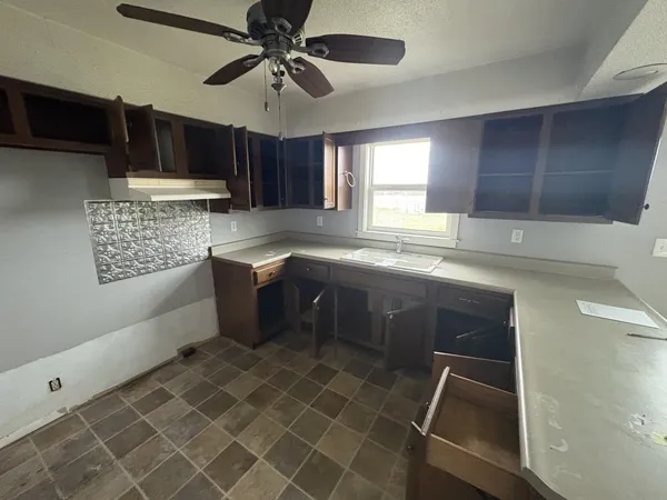 $90,000 | 2287 East Little Bear Road, Connersville, IN 47331