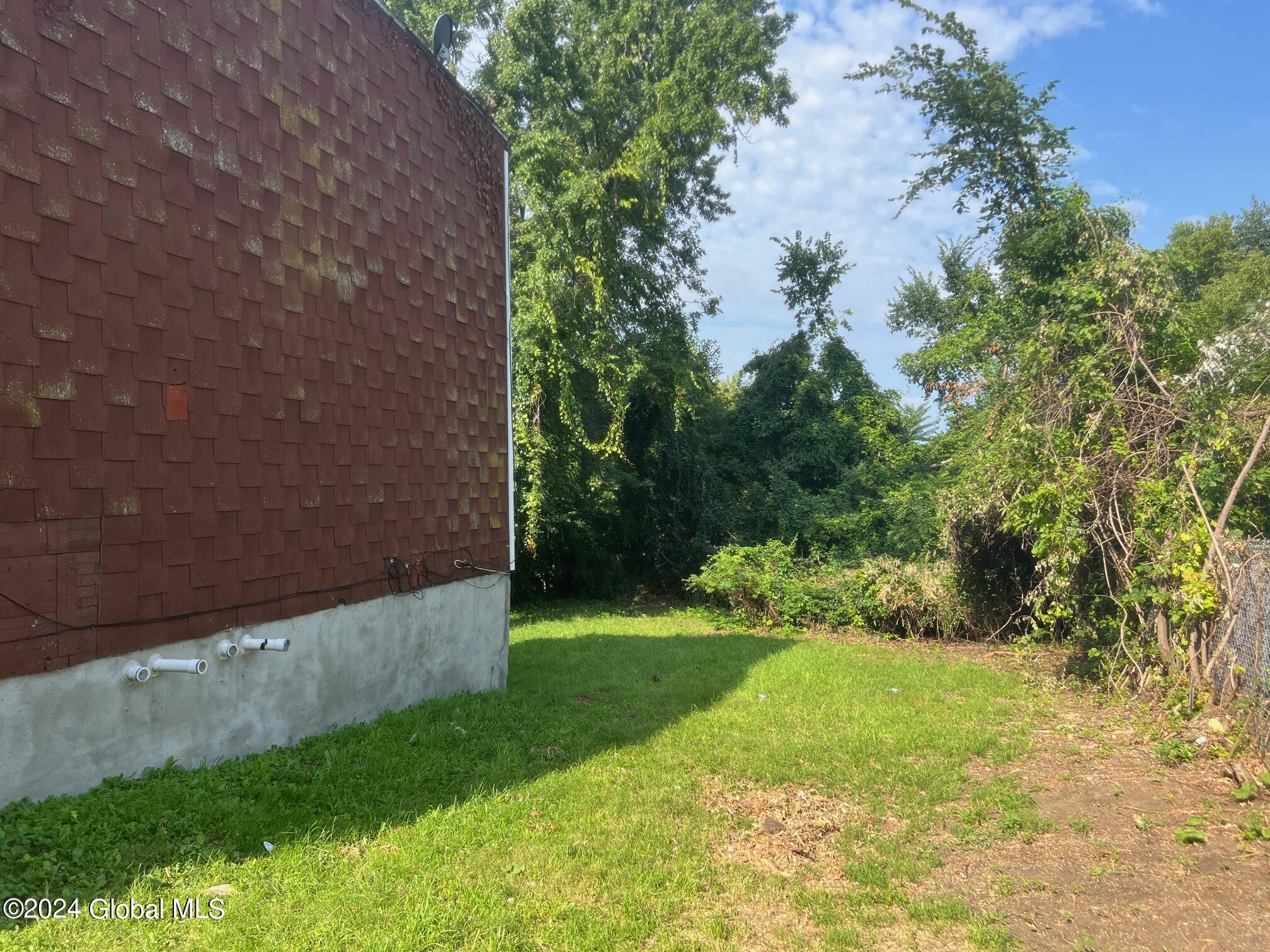 321 9th Street Troy, NY 12180 - Photo 3 of 7 IMG_1703