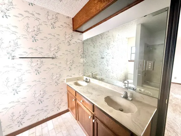 $339,000 | 219 Wedgewood Lane, Kerrville, TX 78028