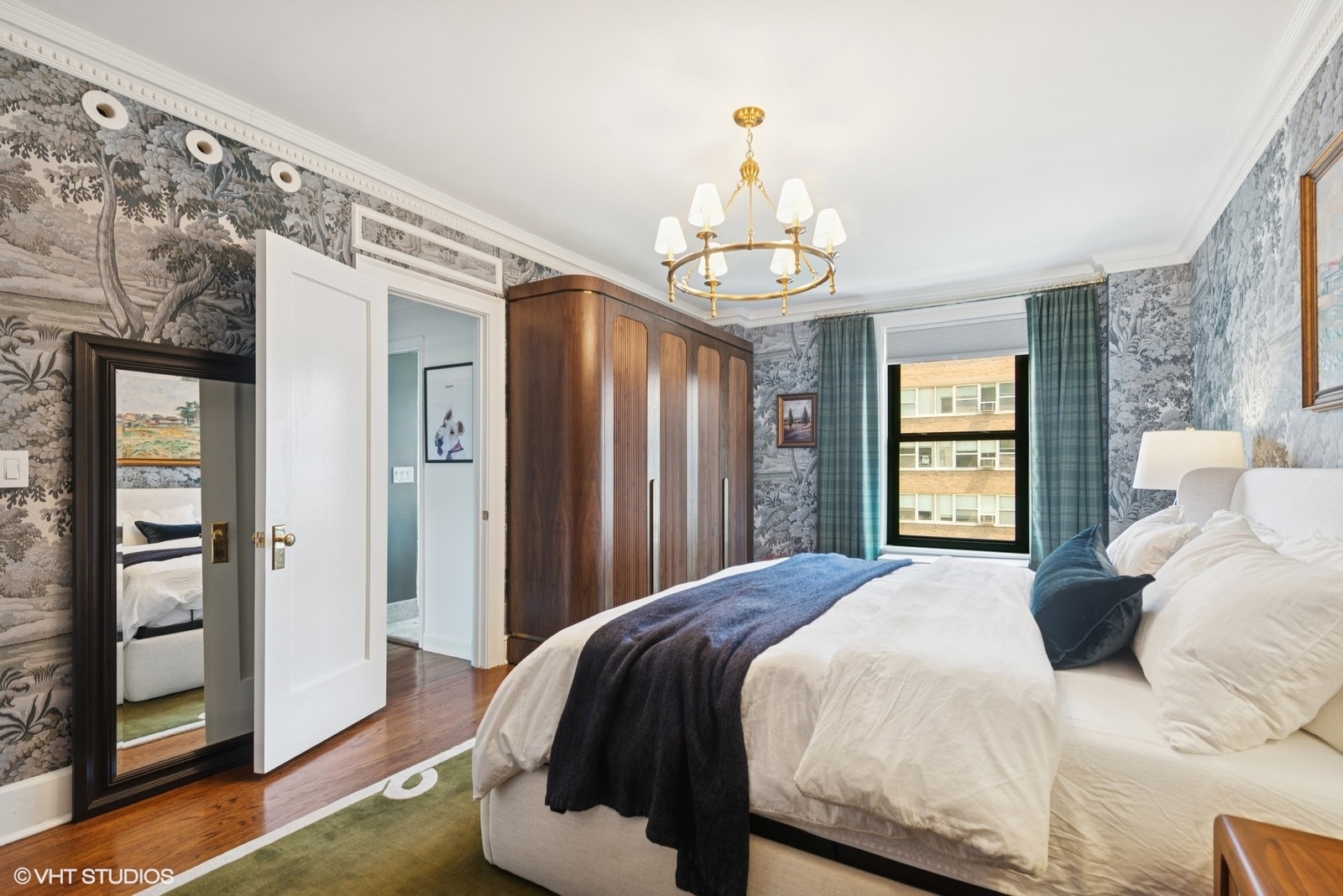 3100 North Sheridan Road, Unit 11D Chicago, IL 60657 - Photo 21 of 36 Gallery Image 21