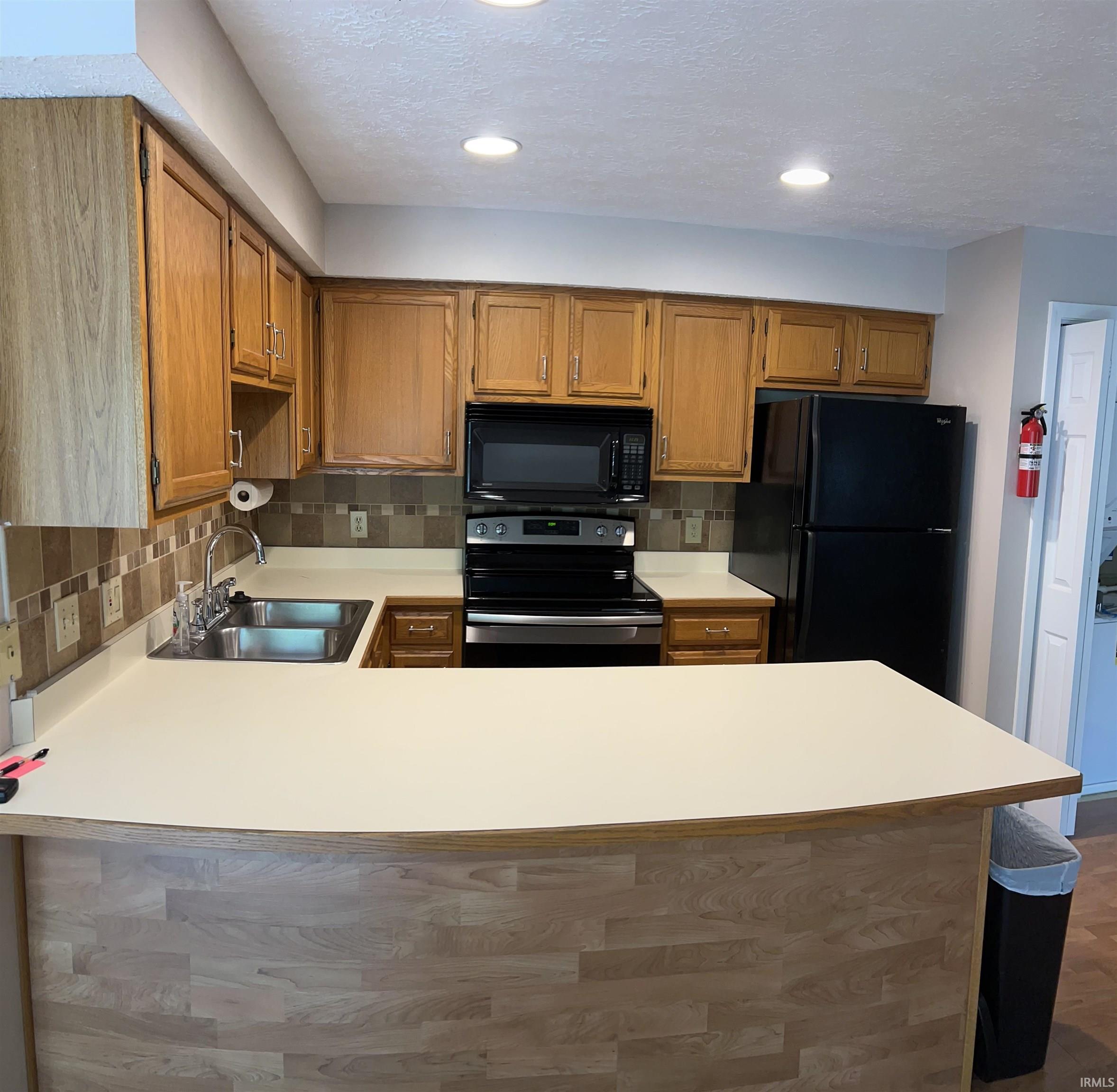 1368 South College Mall Road, Unit I4 Bloomington, IN 47401 - Photo 3 of 19