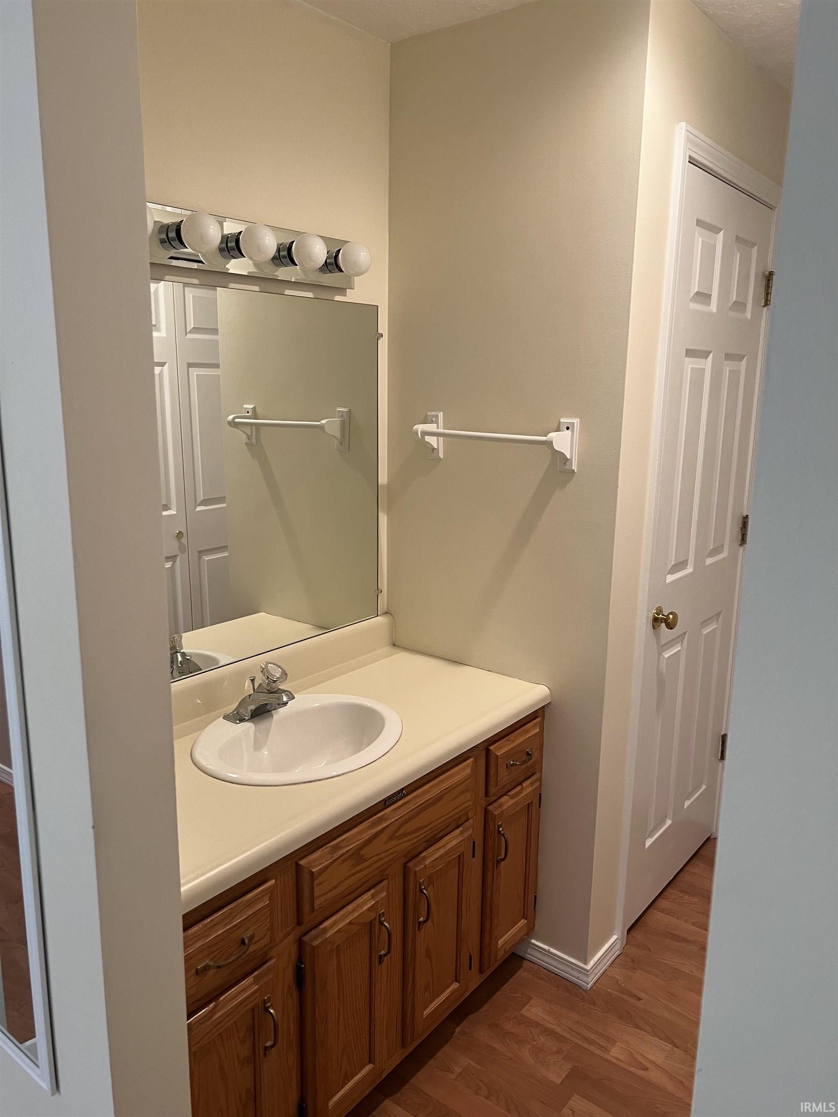 1368 South College Mall Road, Unit I4 Bloomington, IN 47401 - Photo 8 of 19